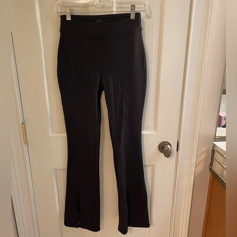 Alo Air Brush Flutter Back High Waist Legging Size Small